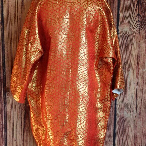 Vintage Man's Kimono, Short Haori in Orange and Gold with Asian Medallion Print, - Picture 9 of 10